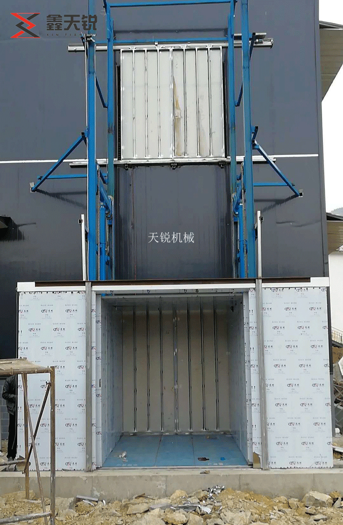 新疆轿厢式升降货梯